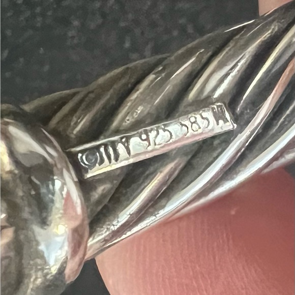 David Yurman 10mm Cable Bracelet with 3 sections. RETIRED AND RARE find! 🤍 💛 - Picture 5 of 15
